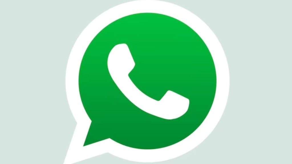 Critics argued that the proposed WhatsApp’s chat themes feature could be restricted to only five preset colors