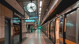 dmrc, delhi metro, delhi metro delay, delhi metro update, delay on yellow line, metro running slow