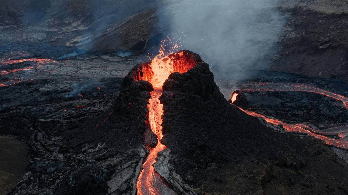 iceland, iceland volcano, iceland volcano eruption, iceland volcano eruption today, volcano in iceland, iceland news, world news