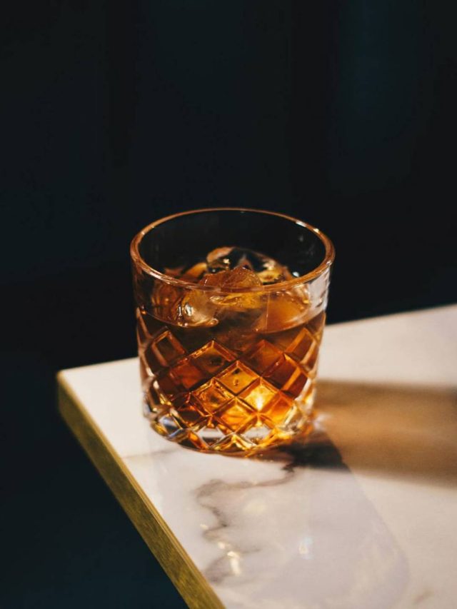 best whiskey, best whisky, indian whisky brands, best indian alcohol, amrut, gianchand, indri, indri price in delhi, indri price in lucknow, alcohol