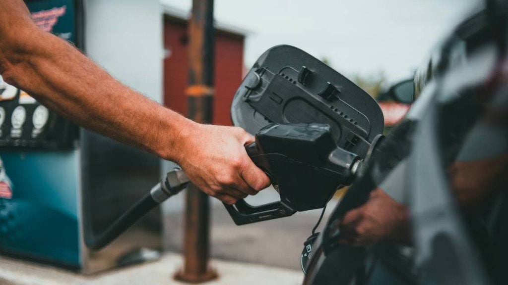 petrol, andhra pradesh, bjp, petrol price, petrol price hiked, kerala, mp, diesel, vat petrol, andhra pradesh, bjp, petrol price, petrol price hiked, kerala, mp, diesel, vat