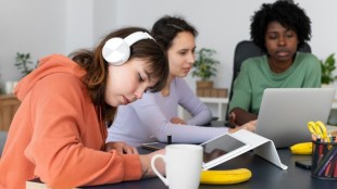 Navigating the digital classroom; exploring Gen-Z's shift towards online education.