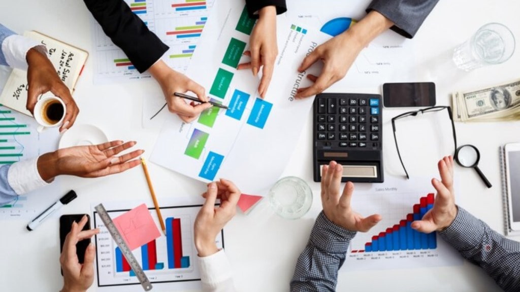 Inculcating financial planning in students; practical tips for parents