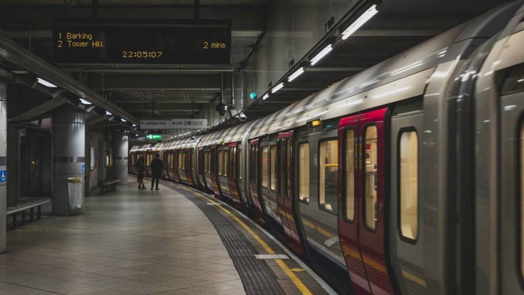 noida metro, metro, noida metro extension, delhi metro, up cabinet, boraki metro up metro boraki