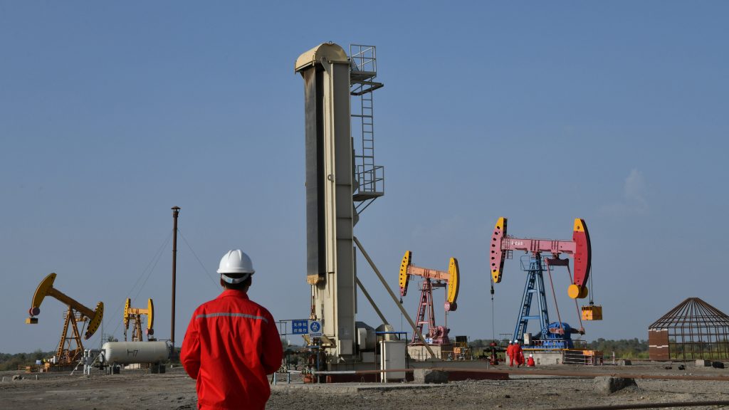 Brent crude futures had climbed 24 cents, or 0.3%, to $85.67 a barrel (Image/Reuters)