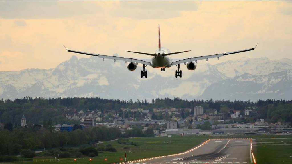uttarakhand, uttarakhand airlines, uttarakhand to ayodhya flight, uttarakhand dhami, cm dhami, dhami inaugurates airline