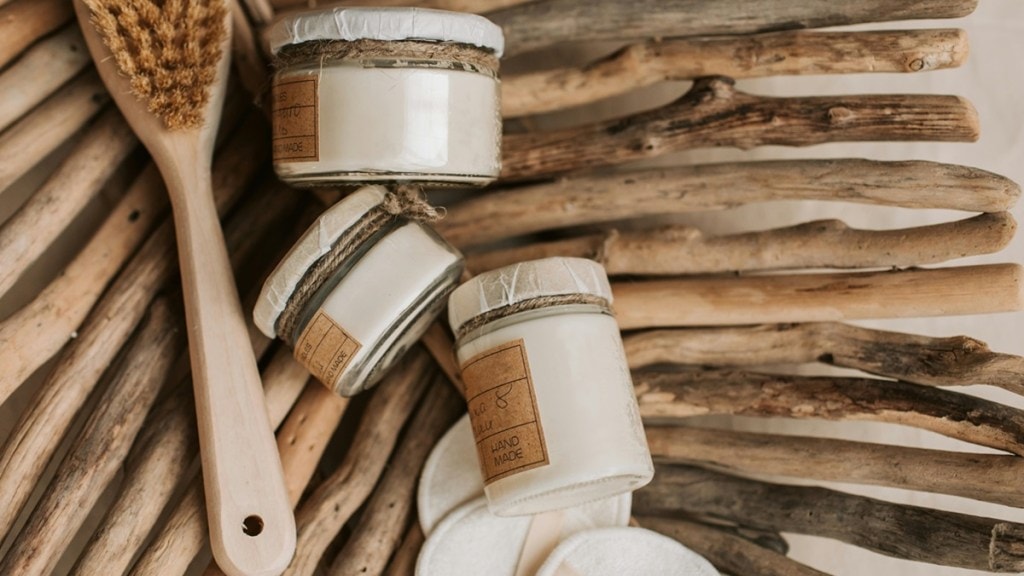 Japanese beauty companies, CAGR, beauty industry, K-beauty, skincare regimens, social media, natural, organic products Japanese beauty companies, CAGR, beauty industry, K-beauty, skincare regimens, social media, natural, organic products