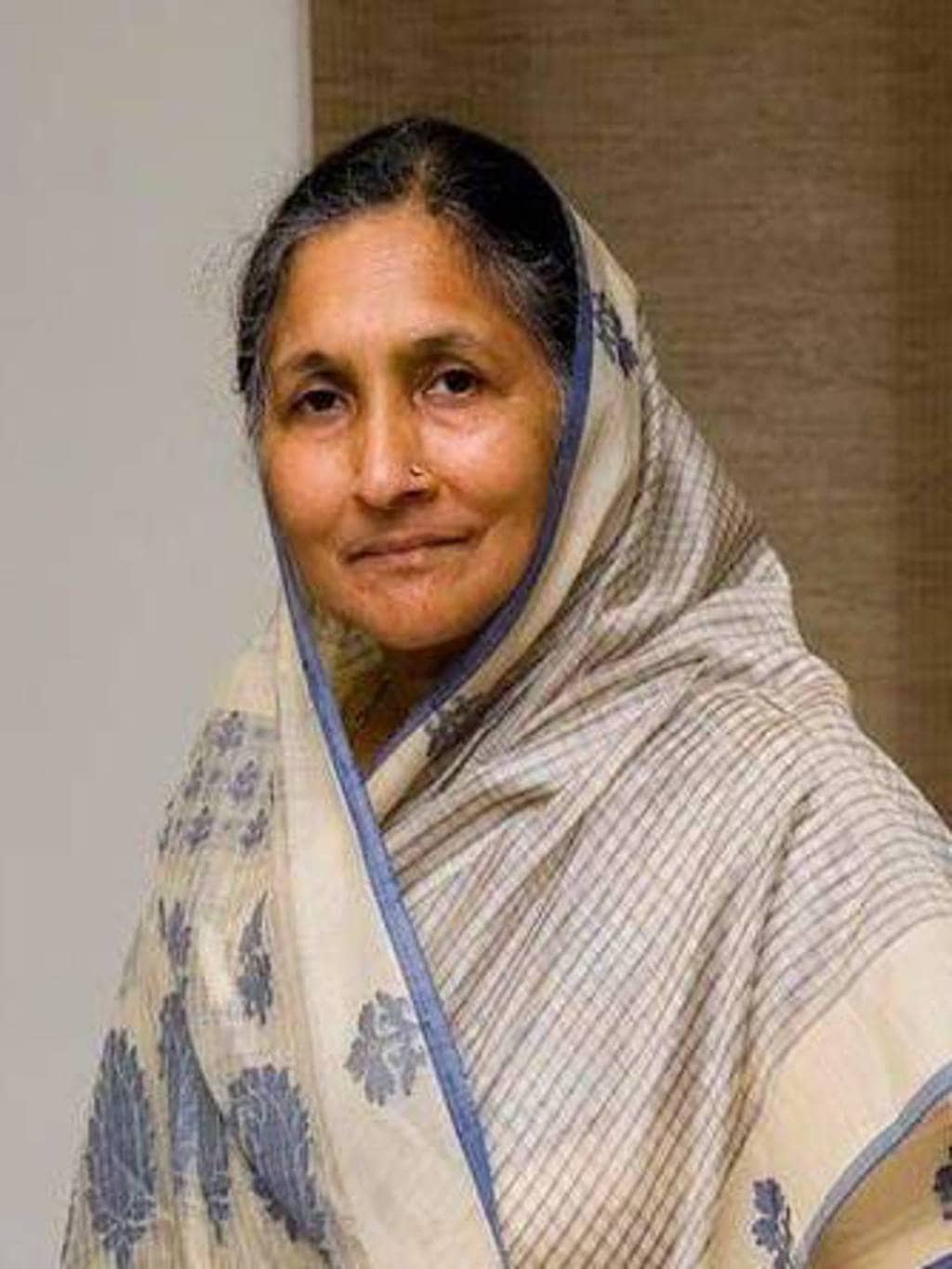 Savitri Jindal, Savitri Jindal joins BJP, Savitri Jindal Congress, Savitri Jindal net worth, Savitri Jindal family, Savitri Jindal son, Savitri Jindal Naveen Jindal, who is Savitri Jindal, Who is Naveen Jindal, lifestyle