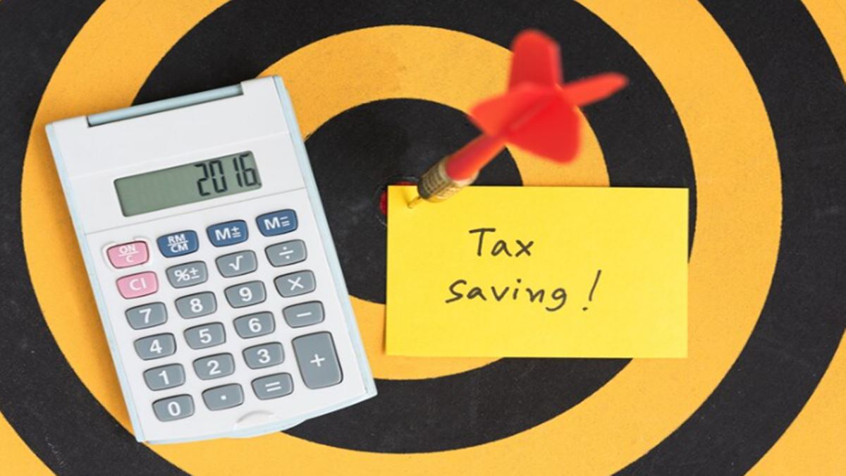 Last minute tax saving tips from income tax experts Last minute tax saving tips from income tax experts