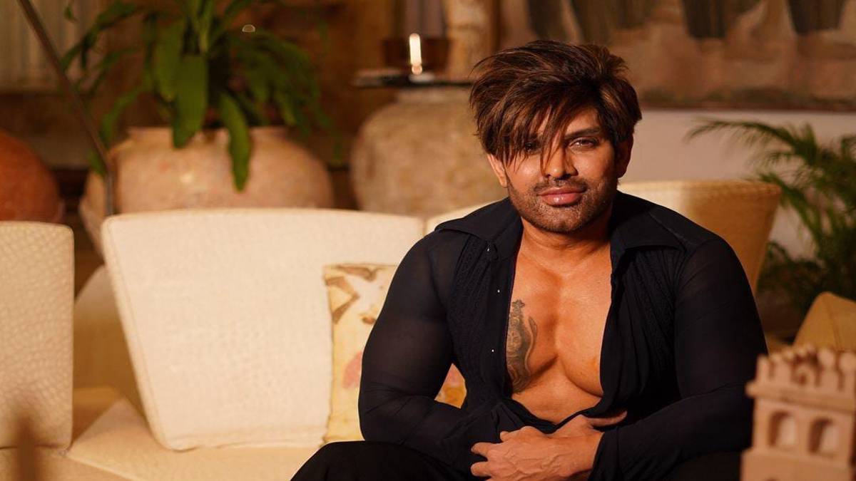 Yashovardhan Birla profile, Yashovardhan Birla Net worth, Yashovardhan Birla wife, Yashovardhan Birla son, Yashovardhan Birla family, Yashovardhan Birla, Yash Birla, Yash Birla Group, Ashok Birla, Sunanda Birla, Avanti Birla, Vedant Birla, Nirvaan Birla, Shloka Birla, Birla Surya Ltd, Birla house, Rameshwar Das