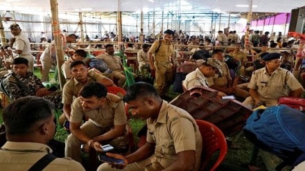 Violence mars phase 1 Lok Sabha elections in Bengal, TMC, BJP claim stones pelted Violence mars phase 1 Lok Sabha elections in Bengal, TMC, BJP claim stones pelted