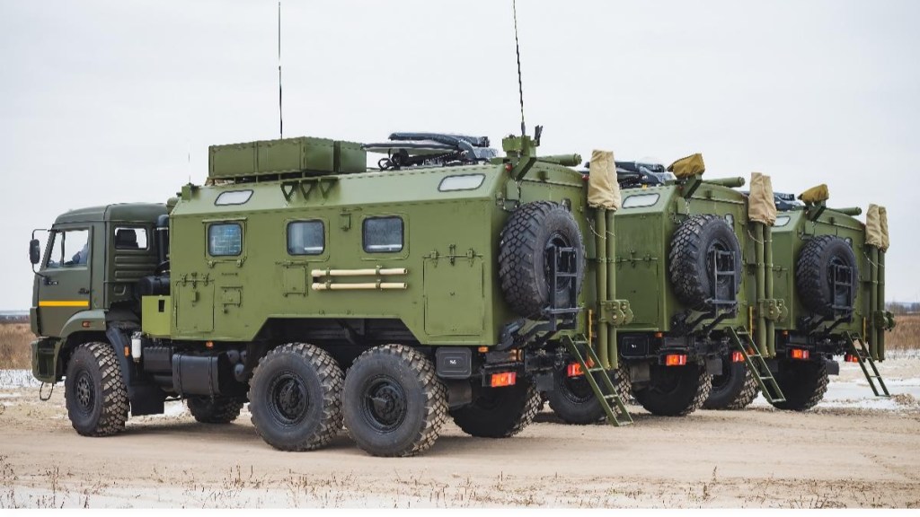 defence sector, aerospace companies, private sector, revenue growth, government spending, price escalation, manufacturing, Atmanirbhar Bharat, order inflow, working capital