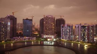 Dubai received over 142 millimeters (5.59 inches) of rainfall in just 24 hours (Image/Reuters)