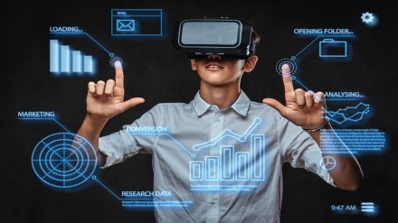 With the private sector taking the lead and the public sector acting as a facilitator, the edtech boom started during the pandemic. (image source: Freepik)