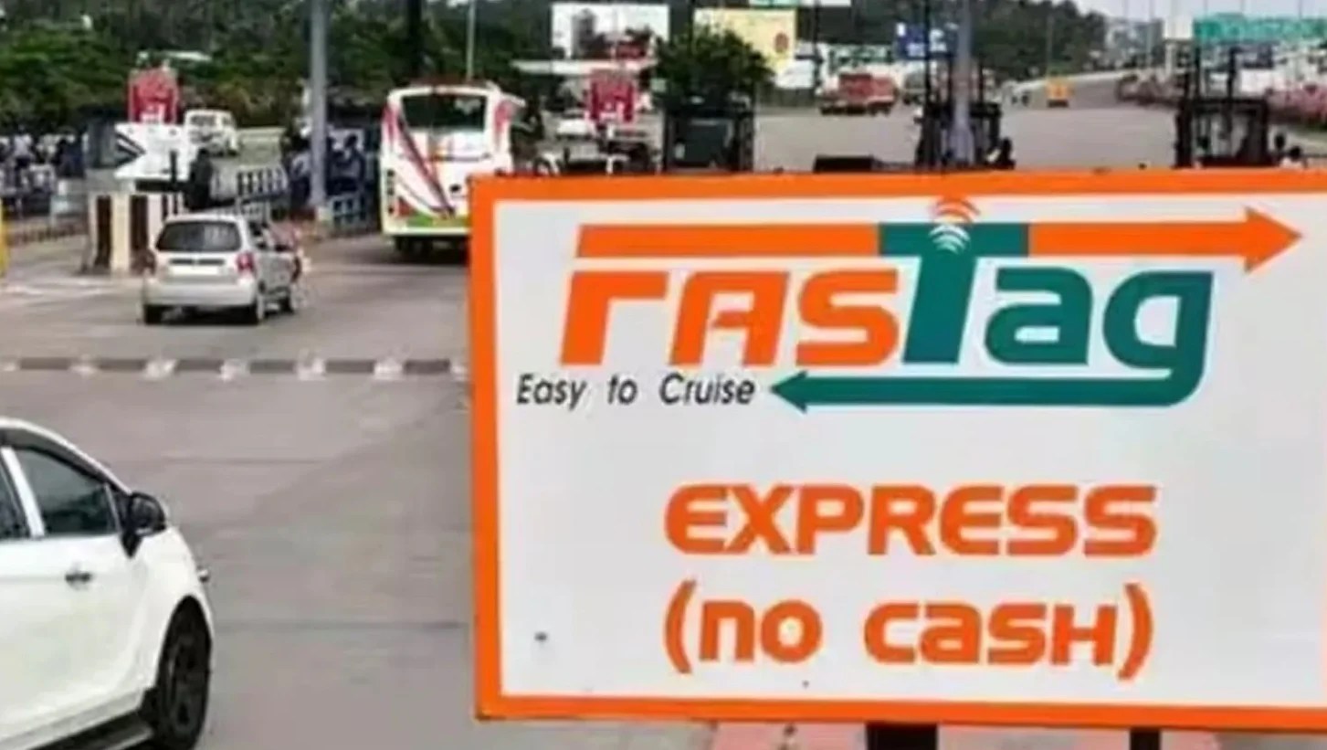 The company is currently distributing 350,000 FASTags a month (Image/PTI)