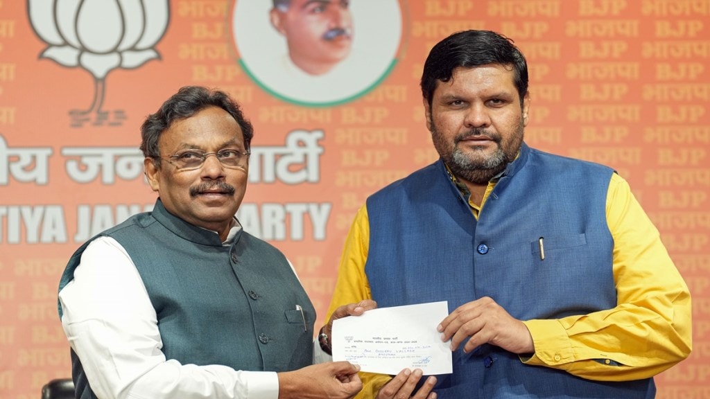 Former Congress leader Gourav Vallabh joins BJP in the presence of BJP National General Secretary Vinod Tawde, ahead of Lok Sabha elections, in New Delhi, Thursday, April 4, 2024. (PTI Photo/Kamal Singh)