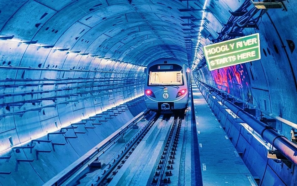 Commercial services on the Howrah-Esplanade stretch started on March 15 (Image/@metrorailwaykol)
