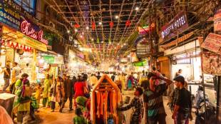 Eid, Eid al-Fitr, Eid 2024, Old Delhi Eid, Mumbai Eid, Hyderabad Eid, Lucknow Eid, Muslim Calendar, Taj Mahal Mosque, Haji Ali, Jama Masjid, Char Minar, Hyderabad, Masjid-e-Khadria Mosque