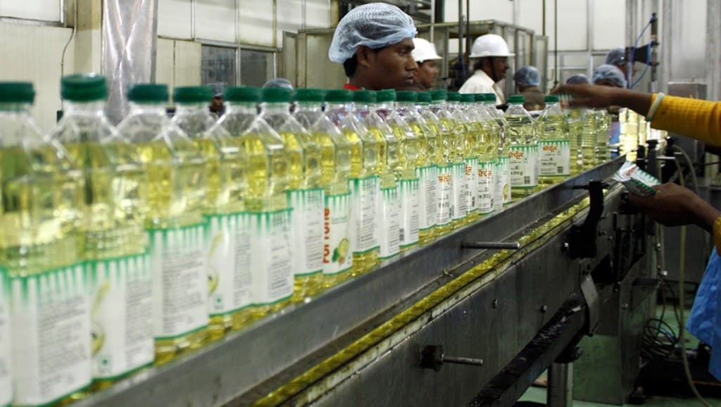 Adani Wilmar, Adani Wilmar Q1 results, quarter earnings, profit, revenue, EBITDA, FMCG, edible oil, food products