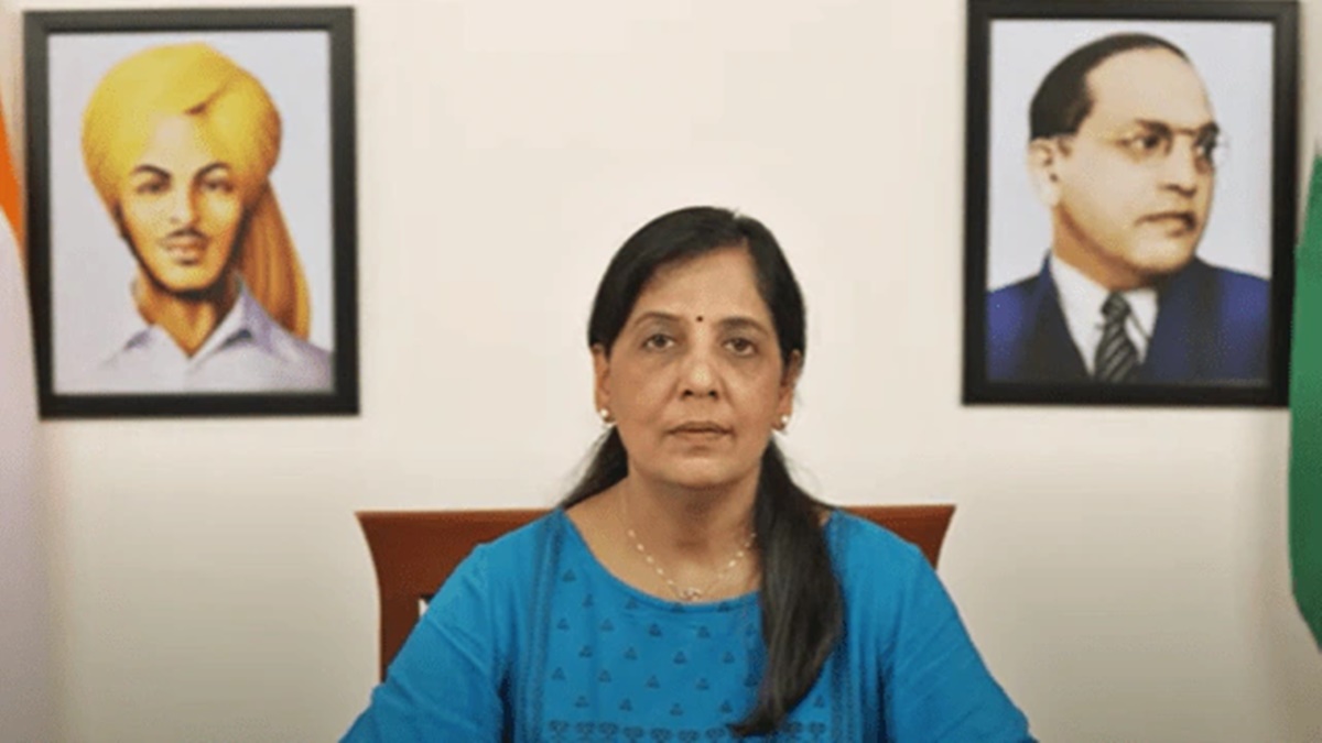 Lok Sabha Elections 2024: In Kejriwal's absence, wife Sunita to join ...