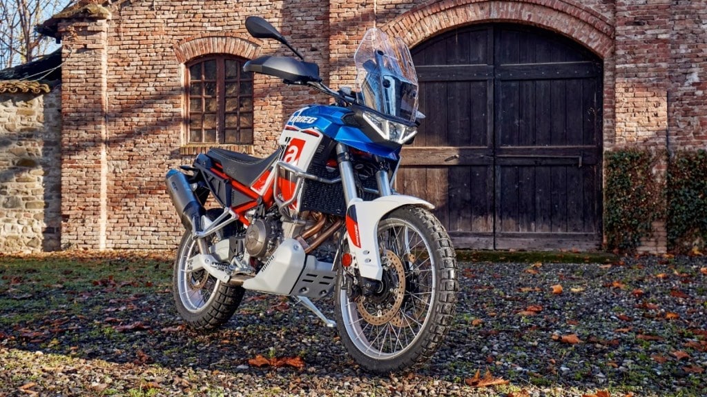 aprilia tuareg price india