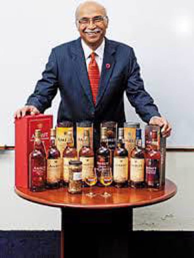 Best whiskey, Indian whiskey, Amrut indian whisky, Jagdale, Rakshit Jagdale, Amrut, Amrut Whisky, Best Whisky, Best whisky in India, Best single malt whisky,