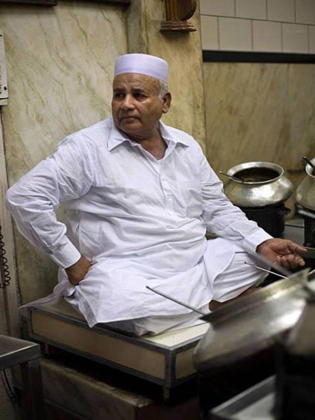 Karim's, Best mughal food in Delhi, owner of karim's, Karim's food delivery, Karim's menu, Karim's food cost, Karim's location, Karim's in noida, Karim's in delhi, lifestyle