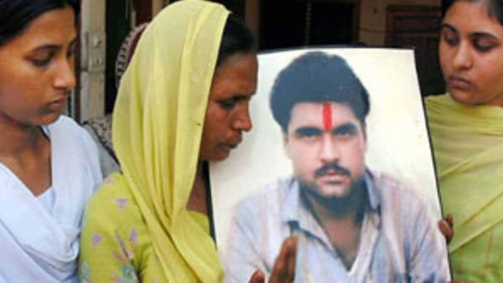 sarabjit, sarabjit singh, sarabjit killer, sarabjit death, sarabjit news, pakistan news, let pakistan, sarabjit killer news