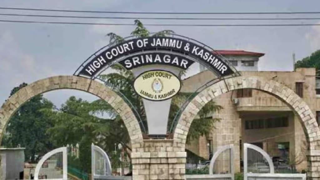 j&k, jammu and kashmir, Bhawana Kesar, first j&k women judge, Bhawana Kesar news, women judge, jammu kashmir news