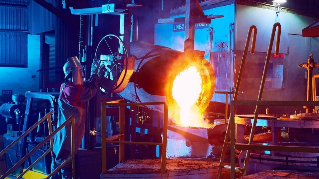 Kirloskar Ferrous Industries, mini blast furnace, Hiriyur Plant, production processes, market recovery, pig iron prices