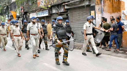 Clash in Manipur: Meitei women vigilantes confront security forces, seize detainees