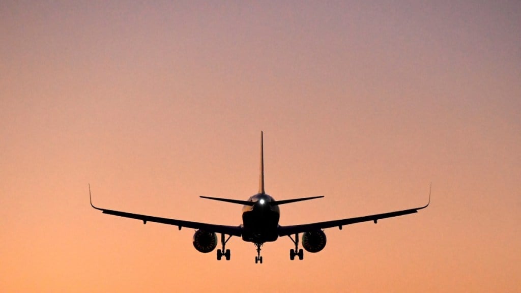 Air hostess, kerala, smuggle, gold, gold smuggling, kerala airport