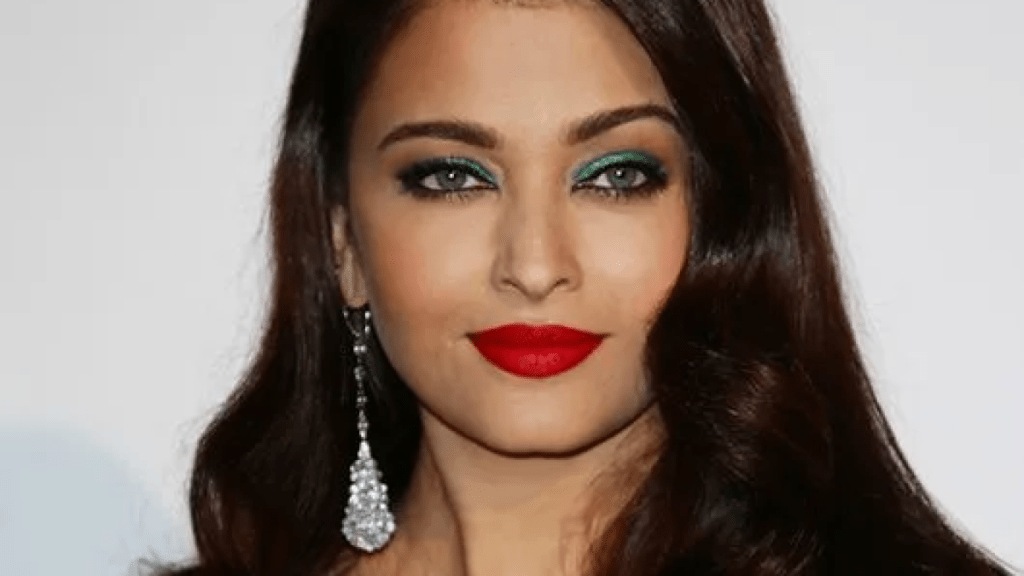 aishwarya rai bachchan, aishwarya rai bachchan net worth, aishwarya rai bachchan life, aishwarya rai bachchan career, aishwarya rai, bachchan family, aishwarya tulips, aishwarya net worth