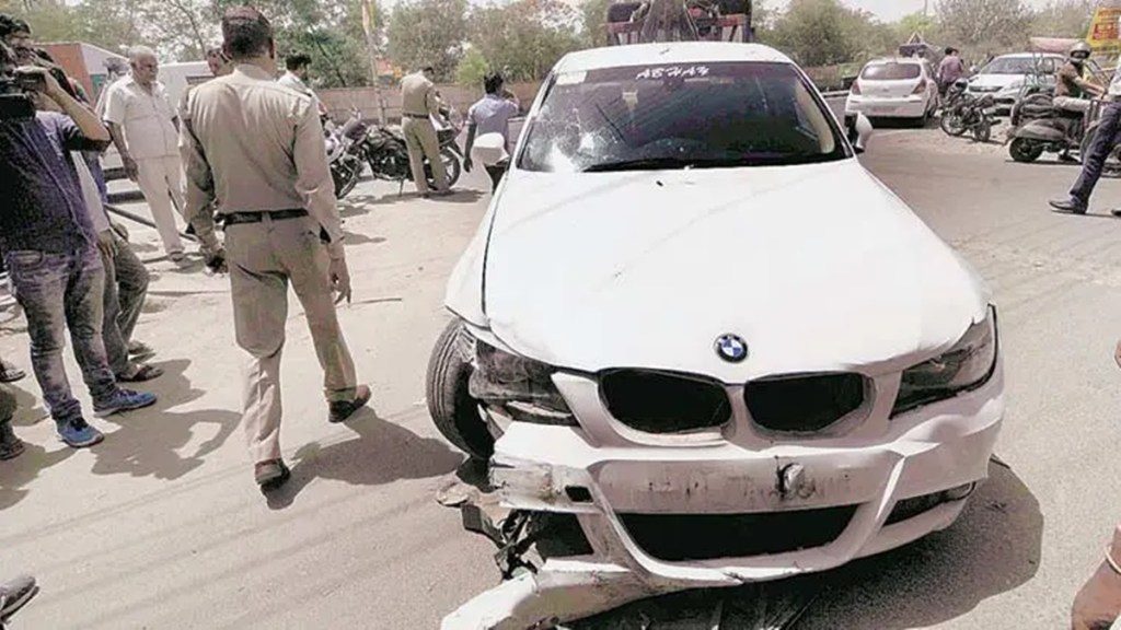 Noida: 2 killed, 3 injured as BMW rams into e-rickshaw near Sector 24 Noida: 2 killed, 3 injured as BMW rams into e-rickshaw near Sector 24