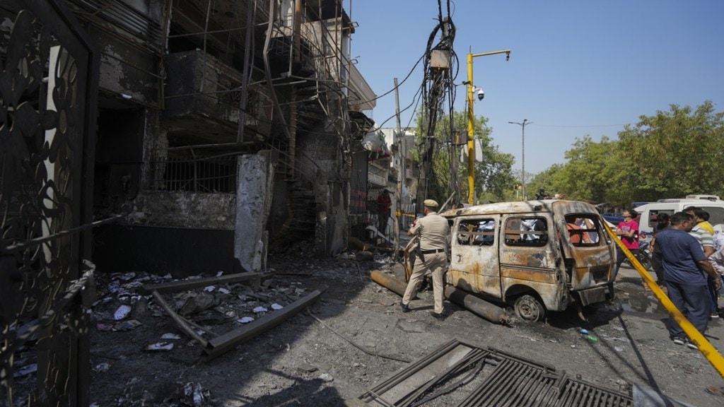 Delhi hospital fire Delhi hospital fire