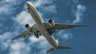 This increase was driven by sectors such as manufacturing, IT, and large business conglomerates.