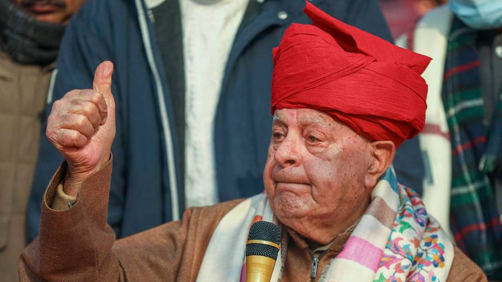 Farooq Abdullah reacts to Rajnath Singh's PoK remark Farooq Abdullah reacts to Rajnath Singh's PoK remark