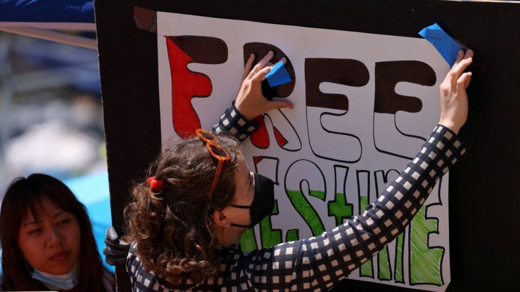pro palestine protest, pro palestine protest in UCLA, pro palestine protest in Columbia university, student protest columbia, ucla protest images, ucla protest pro palestine protest, pro palestine protest in UCLA, pro palestine protest in Columbia university, student protest columbia, ucla protest images, ucla protest
