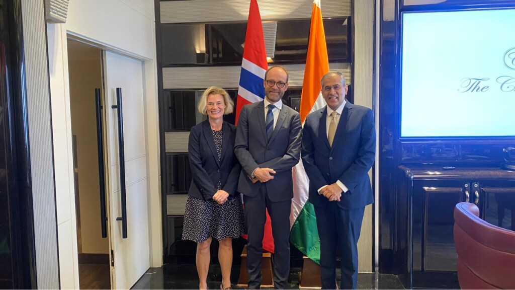 Both delegations praised the signing of the India-EFTA TEPA