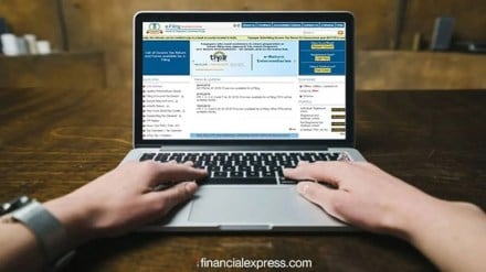 ITR Filing 2024: Can you download Form 16 for online income tax return filing?