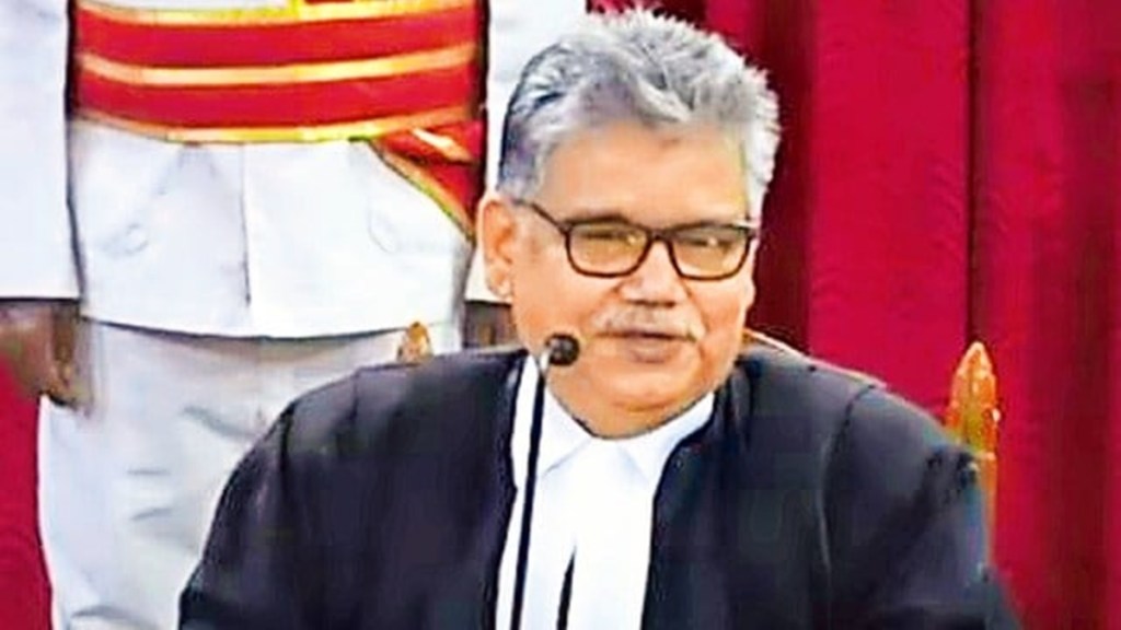 Retiring Calcutta HC judge says 'was RSS member, ready to go back' in farewell speech Retiring Calcutta HC judge says 'was RSS member, ready to go back' in farewell speech
