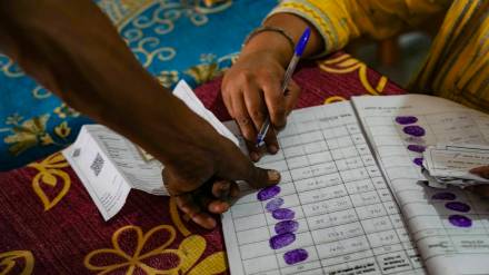 Lok Sabha Elections 2024: SBI Research busts 'low voter turnout' myth Lok Sabha Elections 2024: SBI Research busts 'low voter turnout' myth