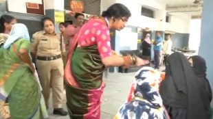 BJP's Madhavi Latha asks burga-clad women to show face for ID check in Hyderabad, booked