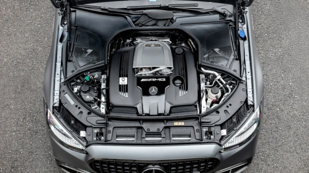Mercedes AMG S63 E-Performance engine