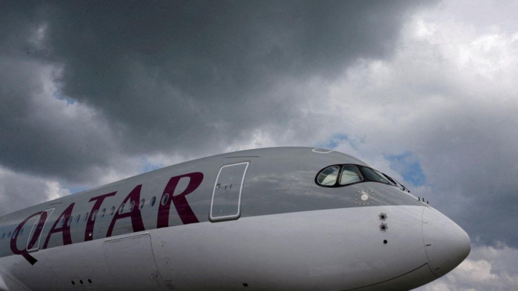 airlines, qatar airways, dublin flight, flight turbulence