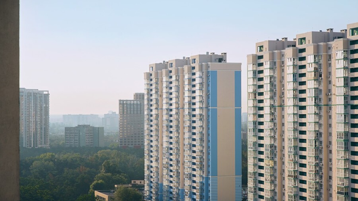 Investing in real estate? Here's why non-metro cities are your golden ticket! Investing in real estate? Here's why non-metro cities are your golden ticket!