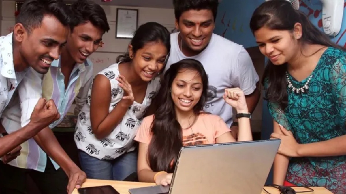 SSLC Kerala Result 2024 Declared at results.kite.kerala: Now students can download their results from the official website by using their credentials.
