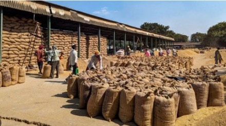 Surplus stock, ‘above normal’ monsoon.