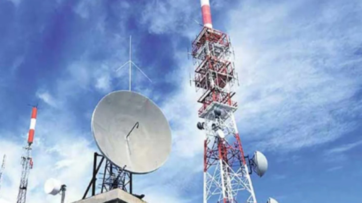 Telecom Q4 review: User addition at 12 quarter high; revenue up 2% q-o ...