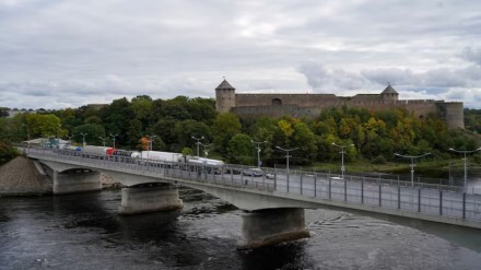 Russia's Dispute with Estonia Over Narva River